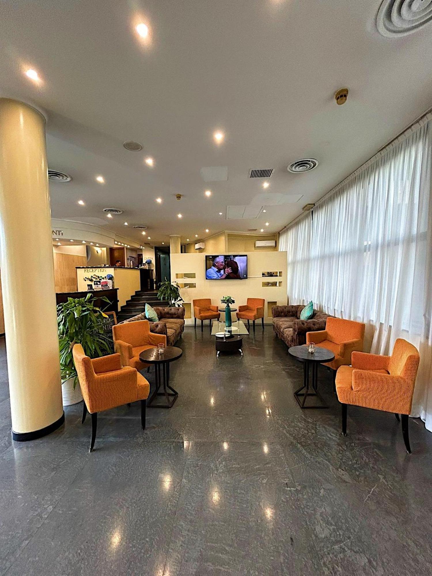 Ih Hotels Milano Blu Visconti 3*